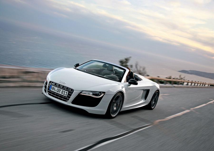  Audi R8 Spyder 5.2 FSI Quattro 2010 года  (WW) (фото 51 из 79)